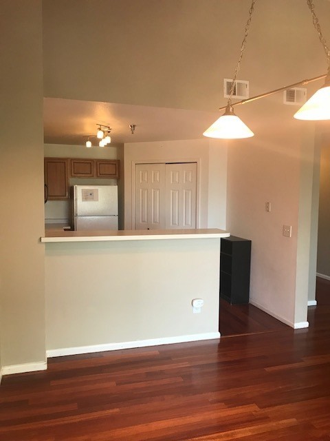Building Photo - Spacious Condo in Hunter's Run - Denver-80231
