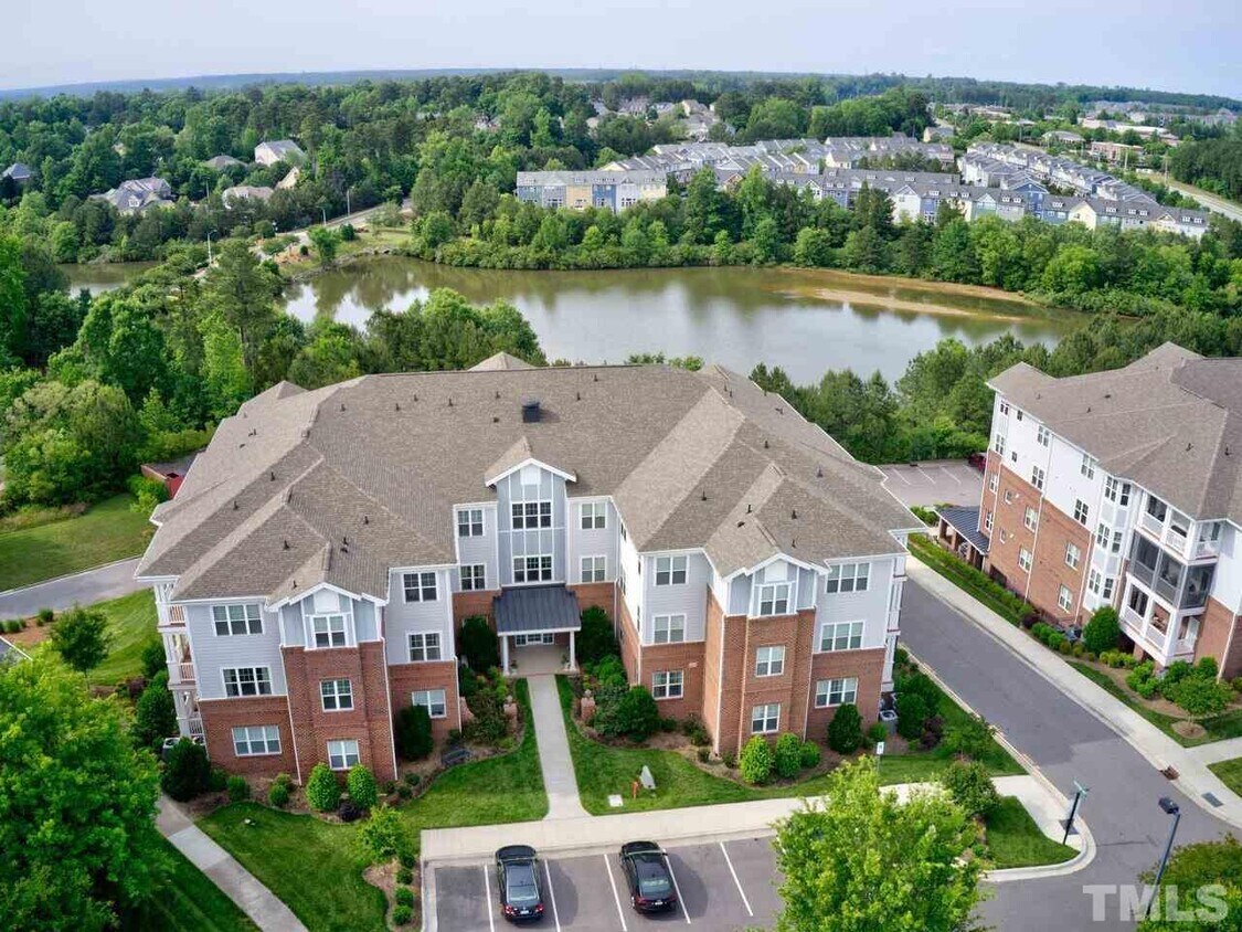 Primary Photo - 720 Waterford Lake Dr