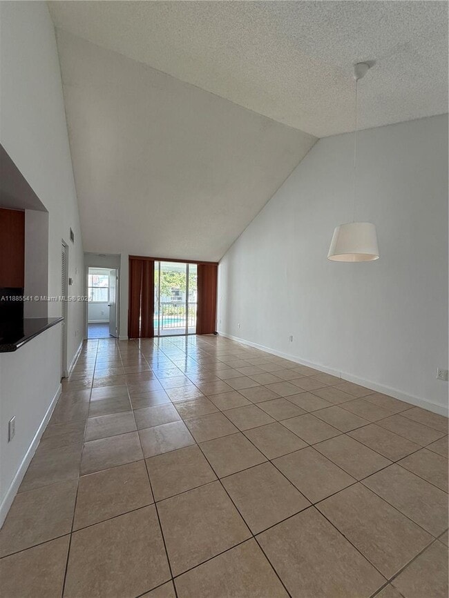Building Photo - 9747 NW 48th Terrace