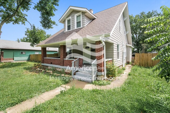 Building Photo - 805 N Colorado Ave