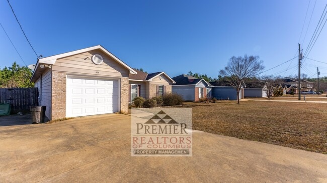 Building Photo - 405 Spurlin Ct