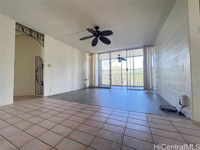 Foto del edificio - 95-269-269 Waikalani Dr