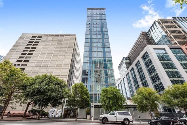 Foto del edificio - 631 Folsom St