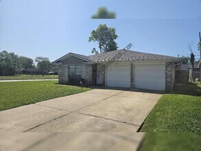 Building Photo - 5458 Osprey Dr