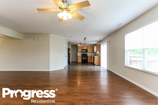 Building Photo - 1685 Cedar Mill Dr