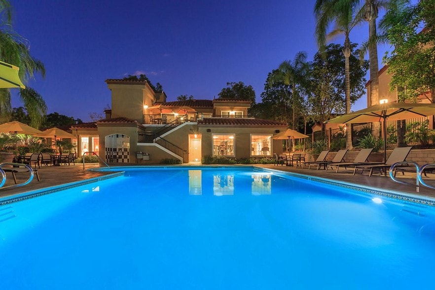 Sycamore Canyon Apartment Homes Rentals Anaheim Hills, CA