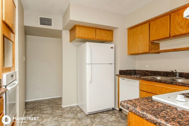 Building Photo - 3619 N 48th Ave, Phoenix, AZ 85031