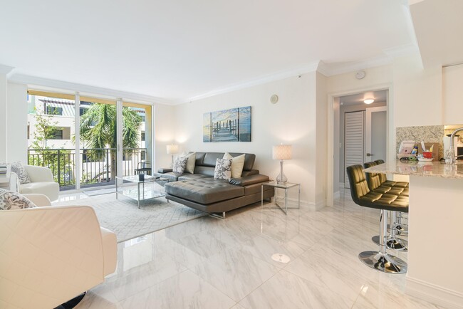 Building Photo - 99 SE Mizner Blvd