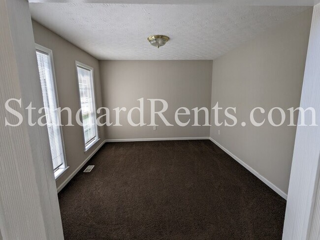 Foto del edificio - 7964 Clearview Cir