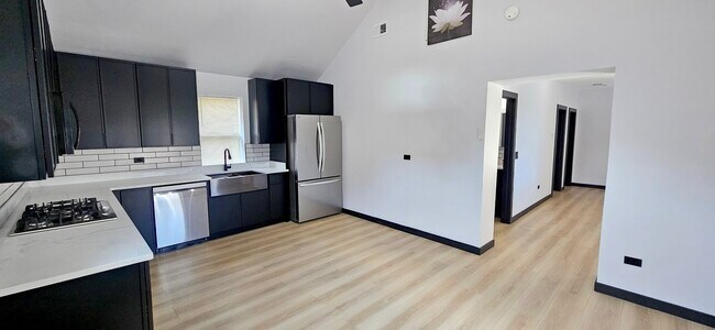 Foto del edificio - 1833 W 21st St