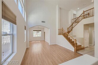 Building Photo - 10677 Sapphire Vista Ave