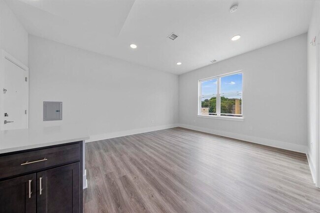 Foto del edificio - 660 Grand St