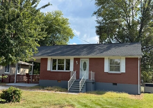 Building Photo - 103 Willow St
