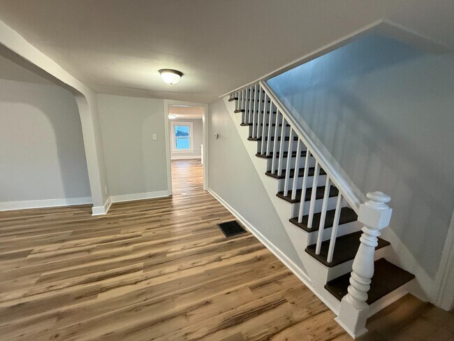 Foto del edificio - 127 4th St