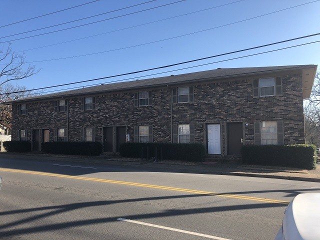 Primary Photo - 3825 W Markham St
