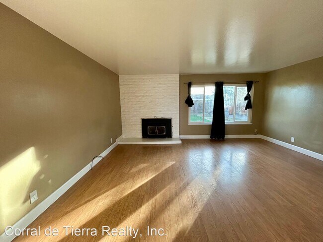 Building Photo - 3 br, 2 bath House - 1634 Los Gatos Way