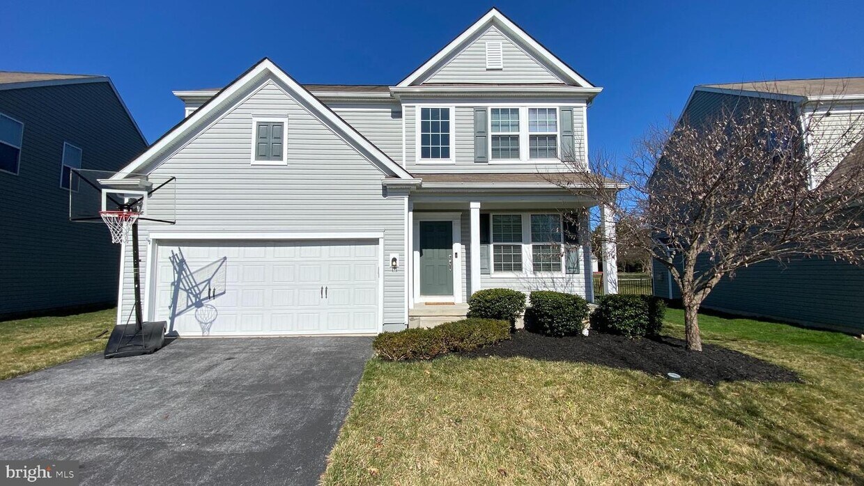 Primary Photo - 727 N Haines Cir