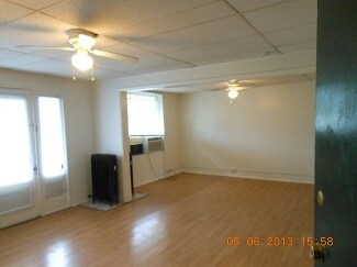 Building Photo - 208 S 800 E