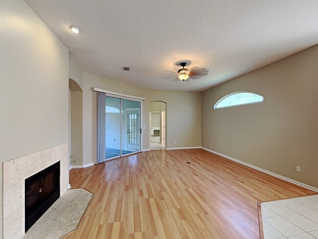 Building Photo - 212 Sweetbrier Branch Ln