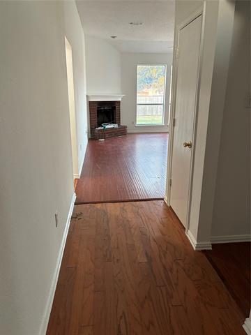 Building Photo - 105 Cottonwood Ln