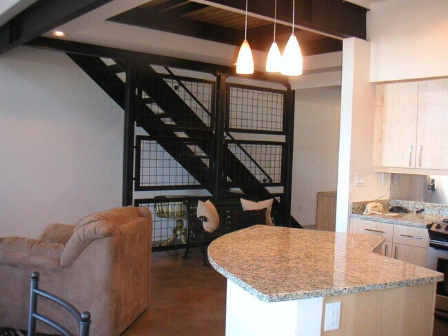 Building Photo - 4323 Prairie Loft Way NE