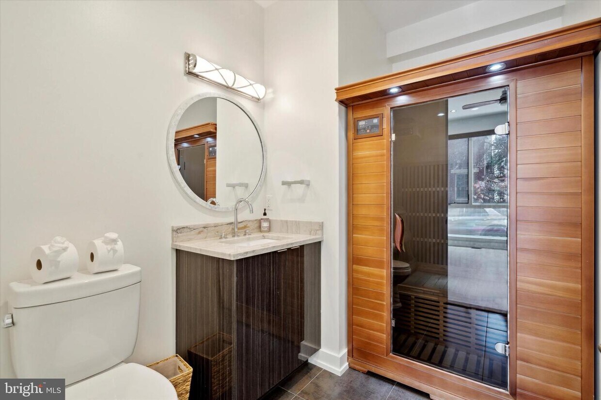 Foto principal - 1241 Kater St