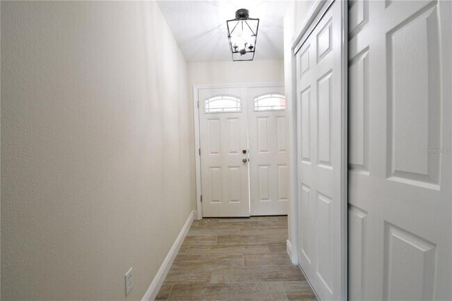 Foto del edificio - 450 Obispo Ave