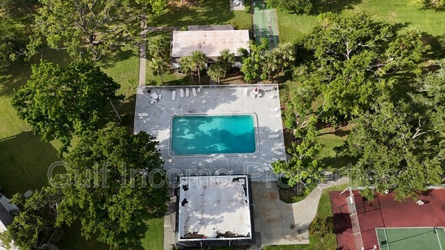 Foto del edificio - 4504 3rd St Cir W
