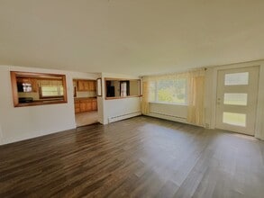 Building Photo - 15 New Lenox Rd