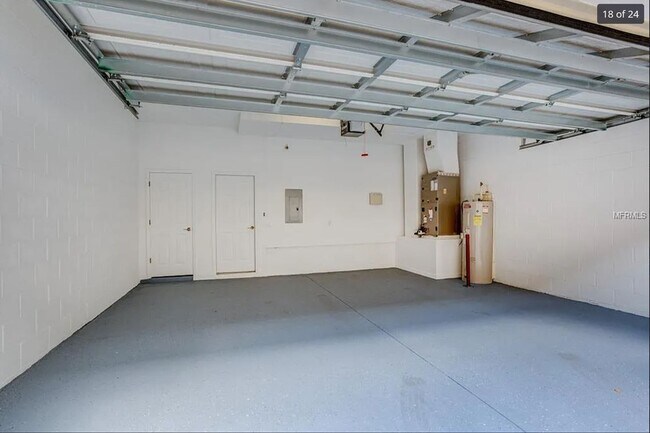 Building Photo - 416 Blue Bayou Ln