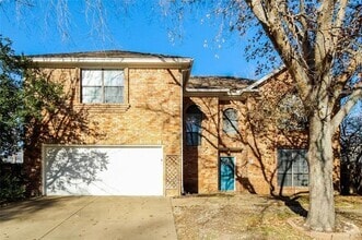 Building Photo - 10 Crooked Creek Ct