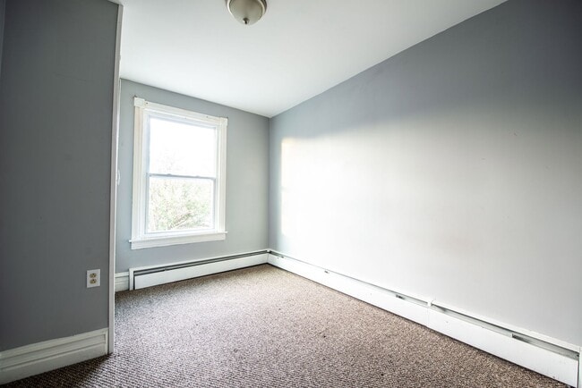 Foto del edificio - 1049 W Allen St