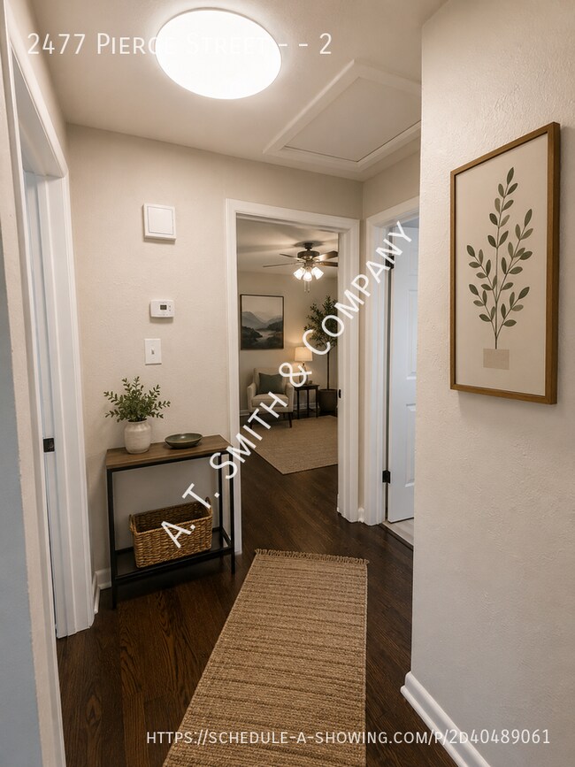 Foto del edificio - 2477 Pierce St