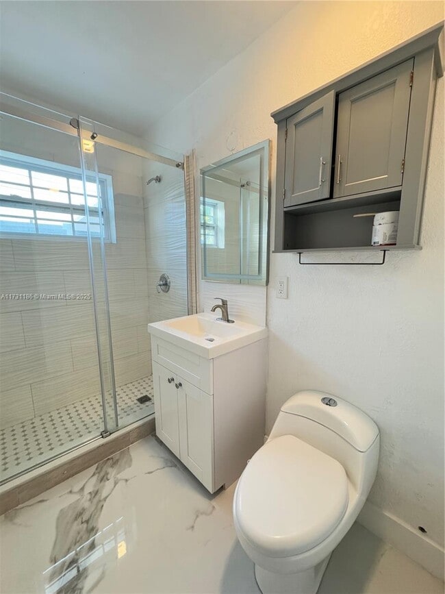 Building Photo - 10330 SW 35th St