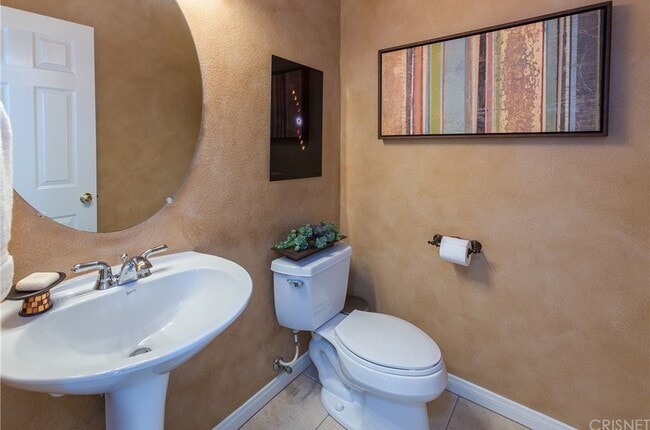 Downstairs bath - 56 Avenida Merida