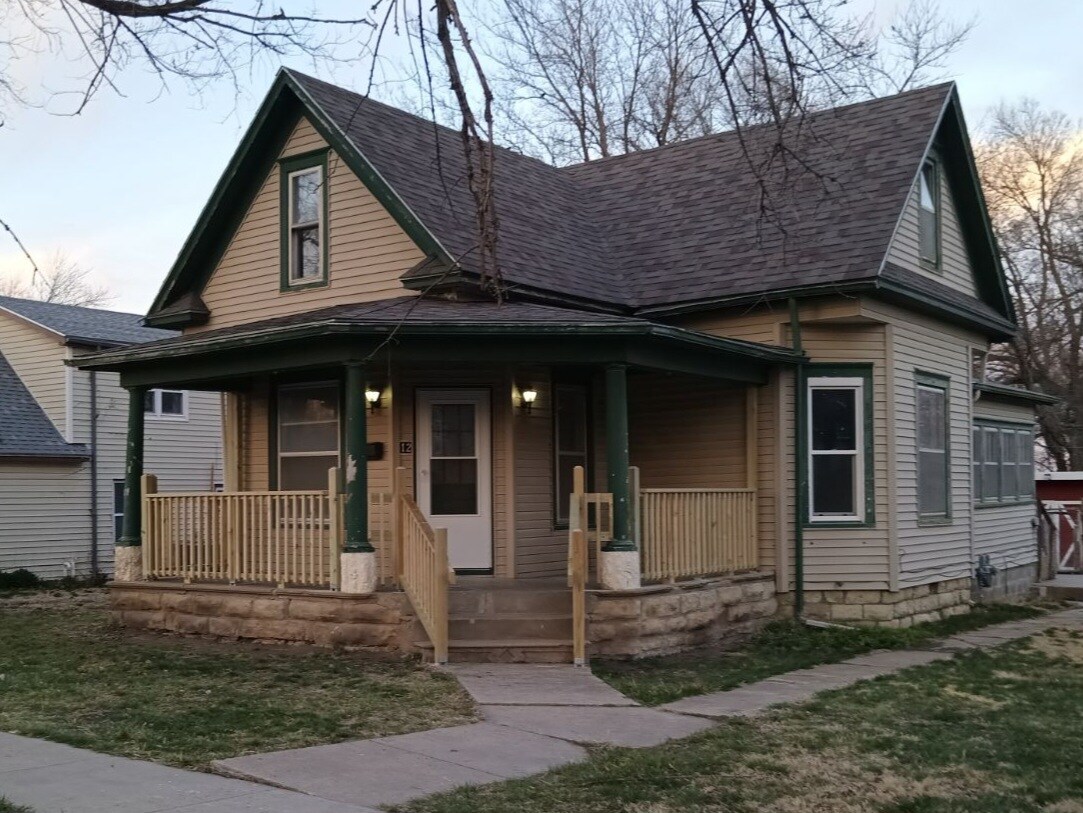 12 N D St, Herington, KS 67449 House Rental in Herington, KS