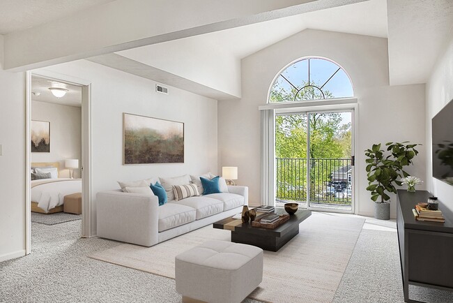 Building Photo - Trillium Pointe Apartment Homes