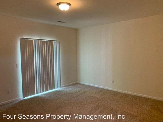Building Photo - 4070 Glenlea Commons Dr
