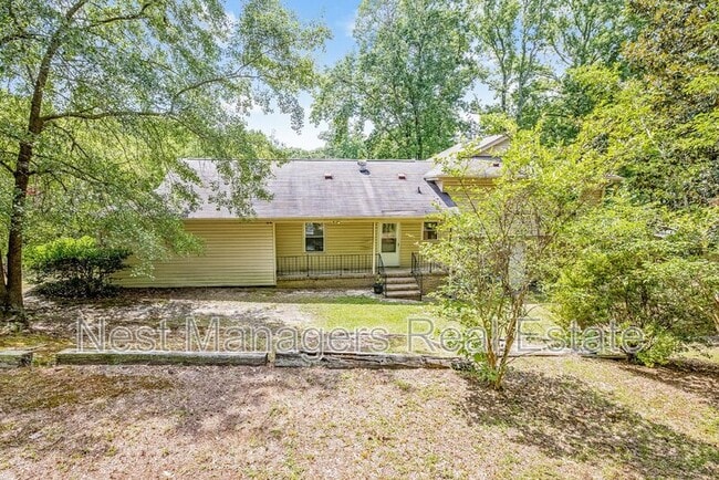 Foto del edificio - 221 Waxhaw Dr