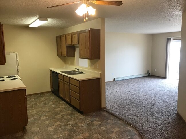Building Photo - Pederson Apartments