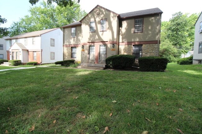 Building Photo - 7518 Terrace St