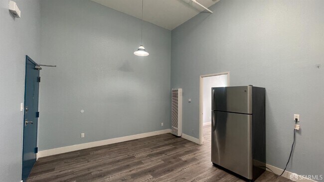 Foto del edificio - 375 12th St