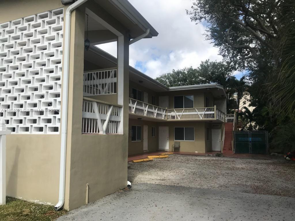 Foto principal - 1585 NE 125th St