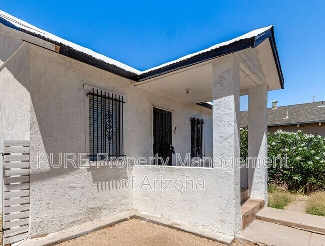 Building Photo - 1538 W Fillmore St