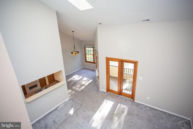Building Photo - 121 Haven Ct