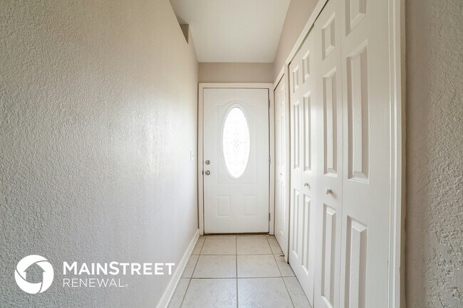 Foto del edificio - 631 Blackstone Ave