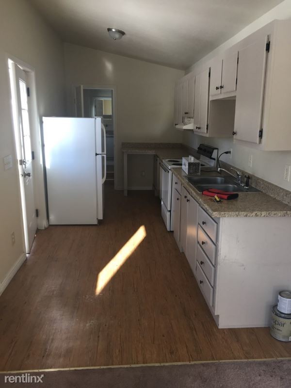 Foto del edificio - 55 1/2 Warm Springs Creek Rd