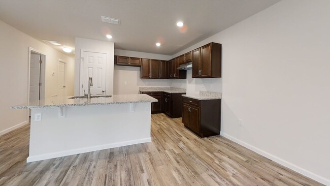 Building Photo - Z Section Near Bunnell in Palm Coast! Gorg...