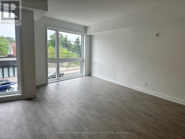 Building Photo - 35 Birchcliff Ave