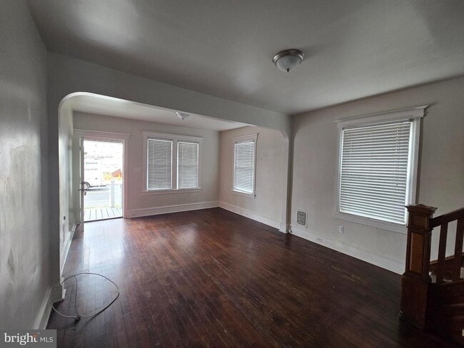 Foto del edificio - 106 Main St